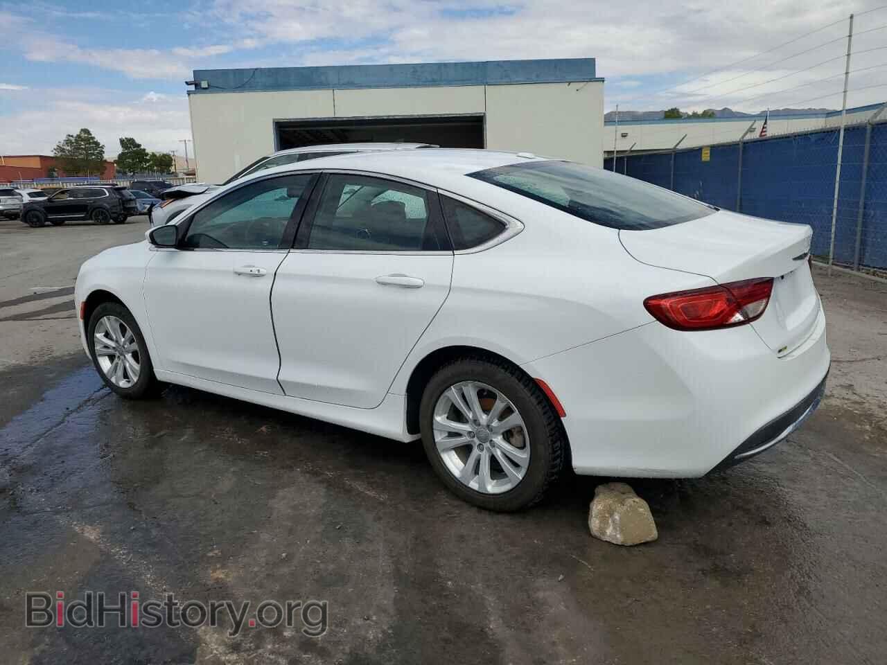 2015 CHRYSLER 200 - VIN: 1C3CCCAB6FN669900 - Фото 2