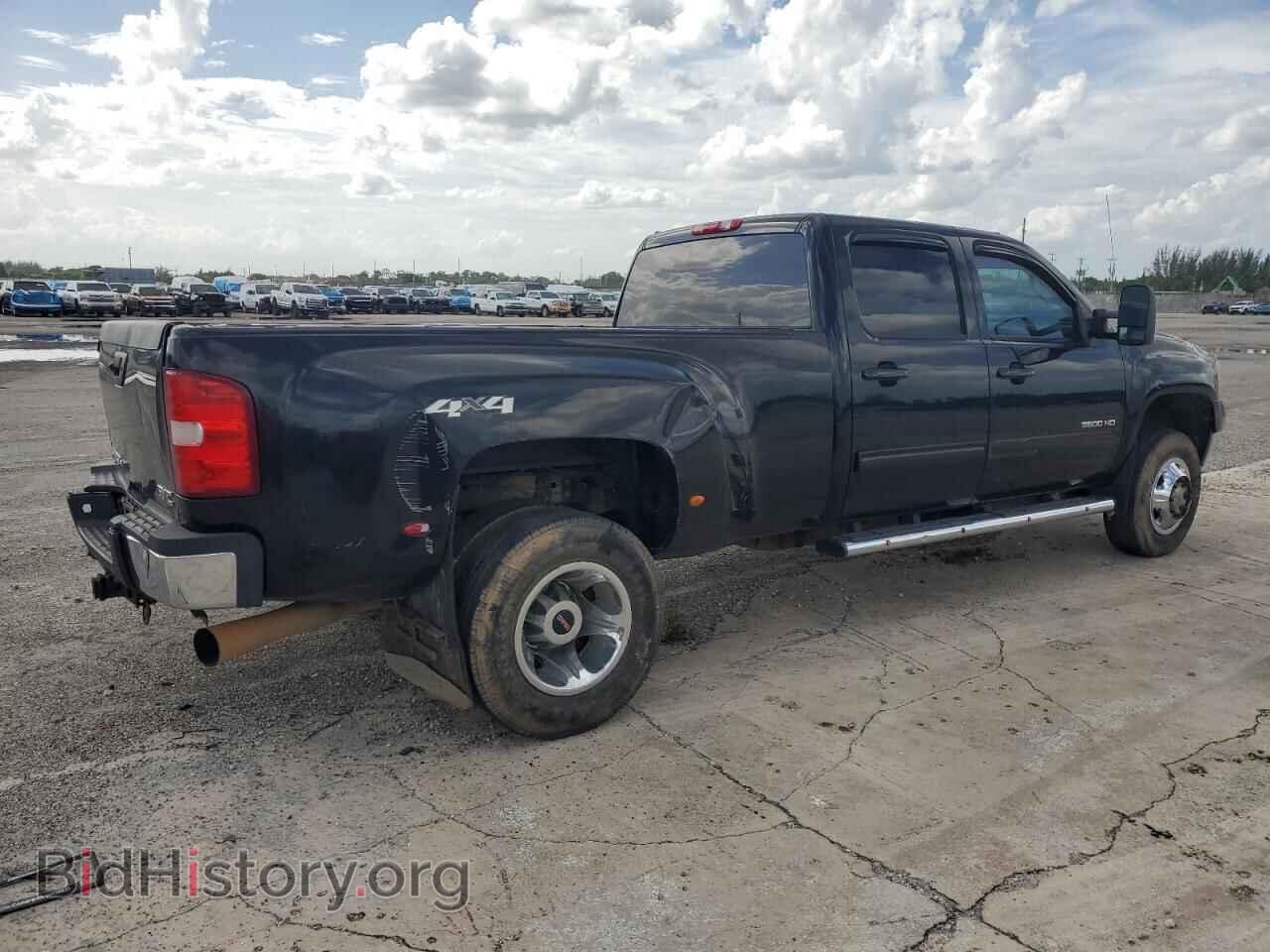 2011 GMC SIERRA - VIN: 1GT424C8XBF197022 - Фото 3