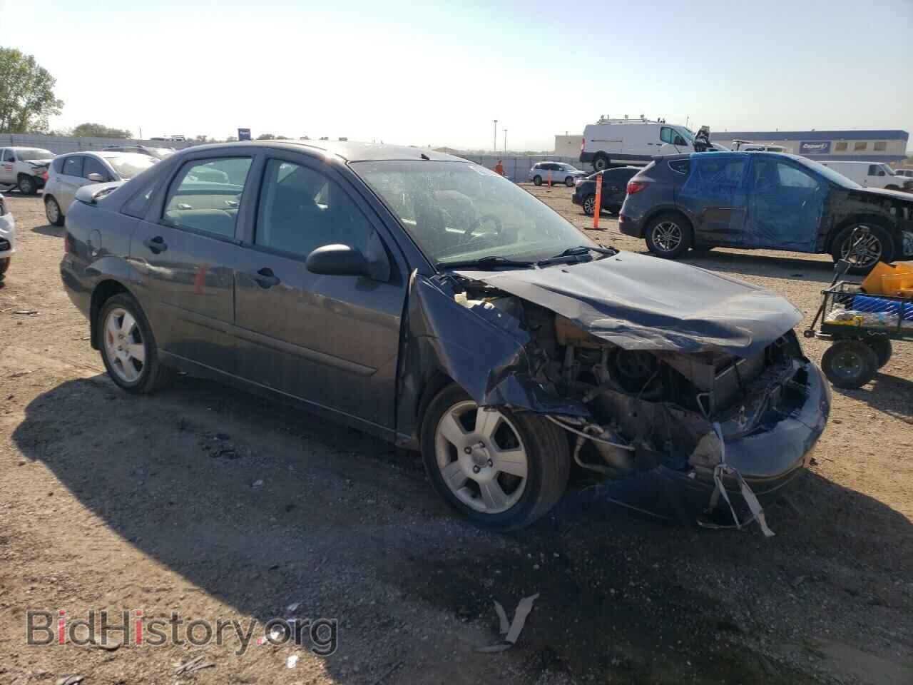 2007 FORD FOCUS - VIN: 1FAHP34N27W313957 - Фото 4