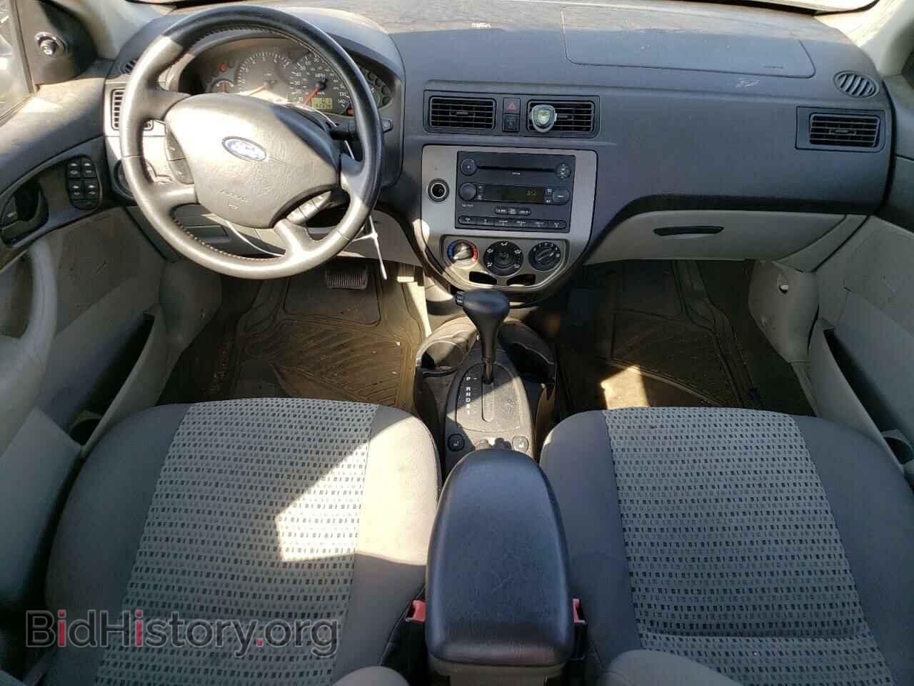 2007 FORD FOCUS - VIN: 1FAHP34N27W313957 - Фото 8