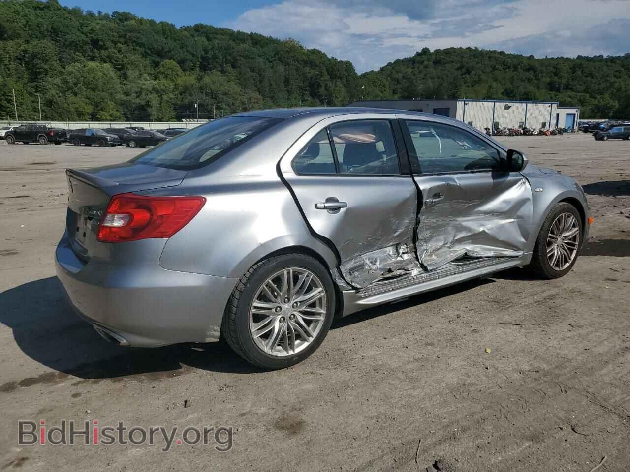 2011 SUZUKI KIZASHI - VIN: JS2RF9A61B6110378 - Фото 3