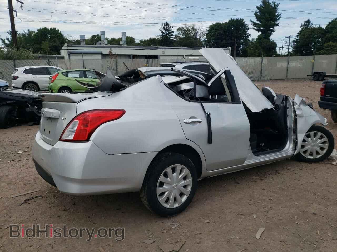 2019 NISSAN VERSA - VIN: 3N1CN7AP1KL812970 - Фото 3