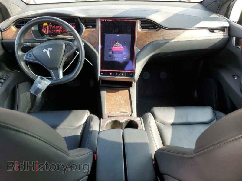 2020 Tesla MODEL X (VIN 5YJXCAE2XLF242533) — photo 8 of 12