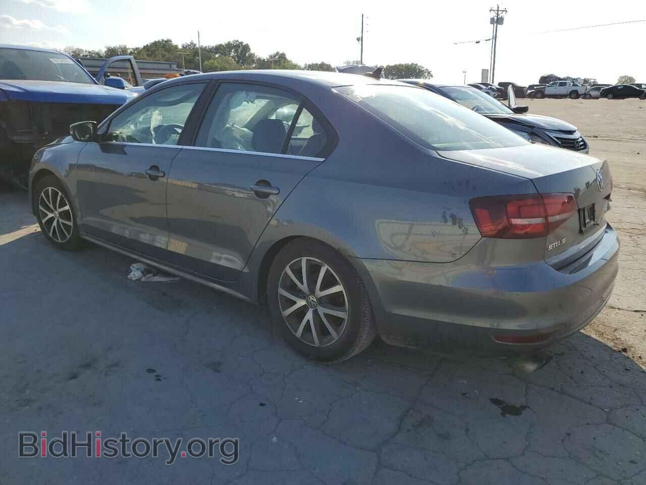 2017 VOLKSWAGEN JETTA - VIN: 3VWDB7AJ5HM293640 - Фото 2