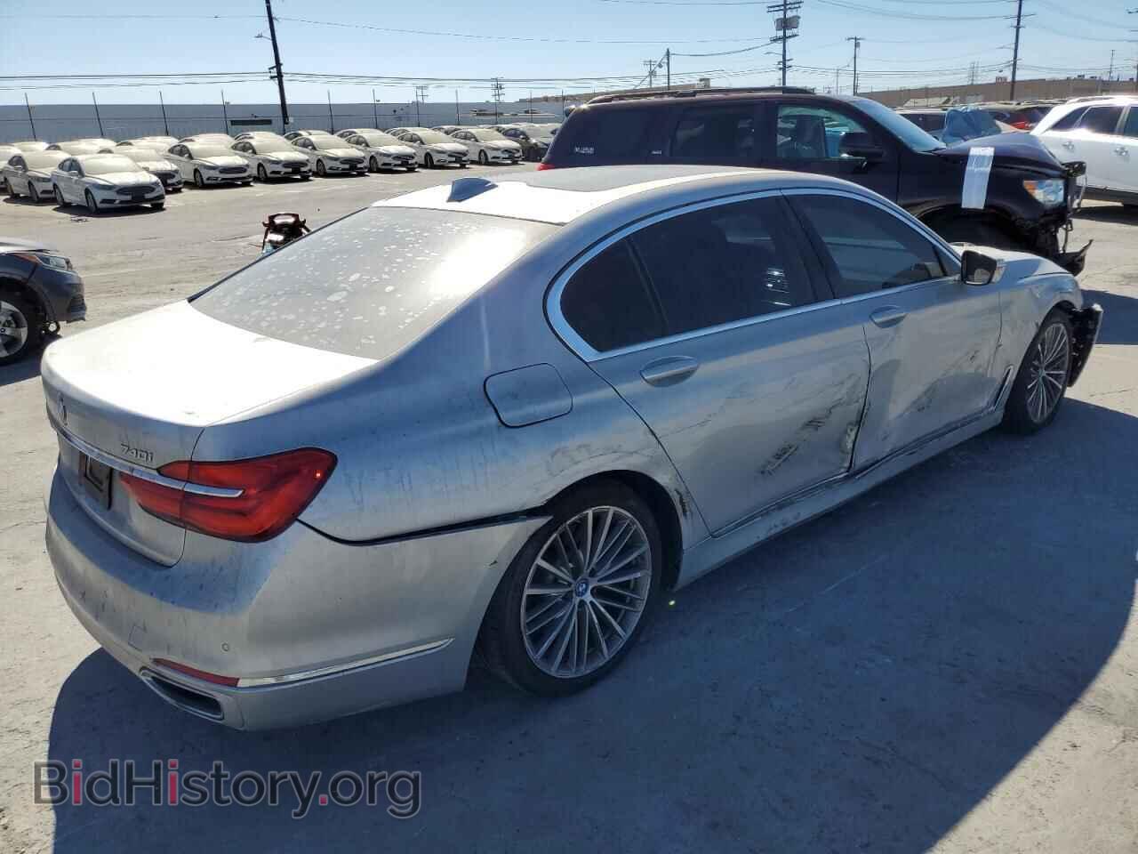 2018 BMW 7 SERIES - VIN: WBA7E2C56JG742086 - Фото 3