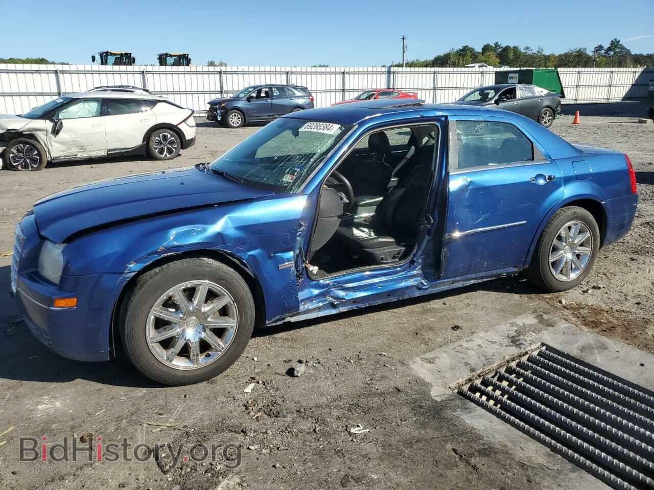 Photo 2C3CA5CVXAH126690 - CHRYSLER 300 2010