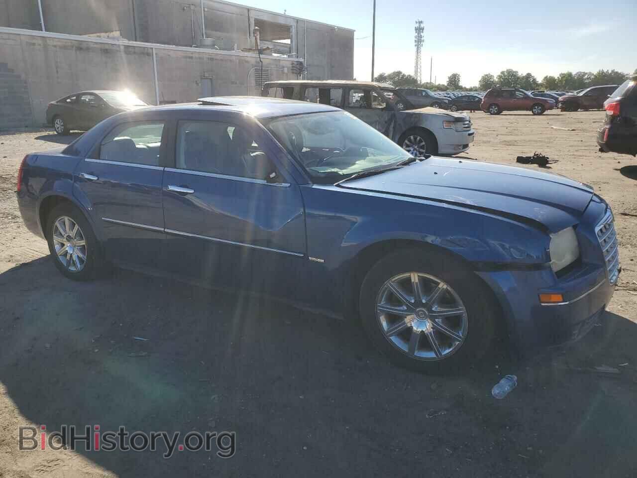 2010 CHRYSLER 300 - VIN: 2C3CA5CVXAH126690 - Фото 4
