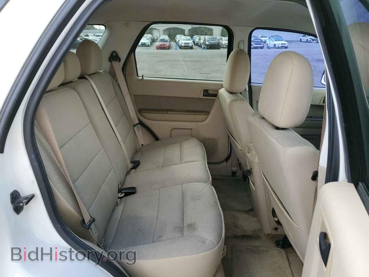 2011 FORD ESCAPE - VIN: 1FMCU0D77BKC05942 - Фото 11