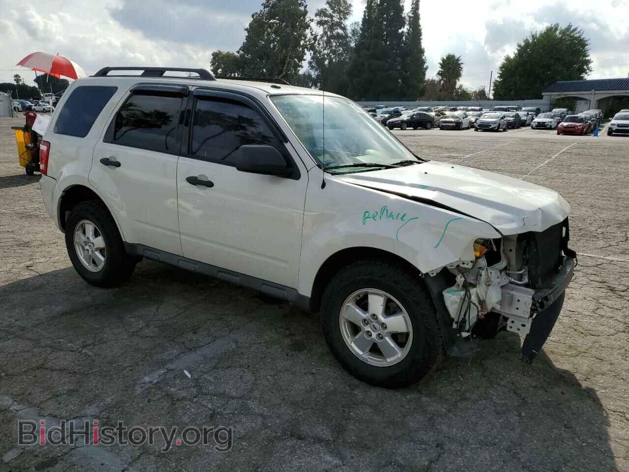 2011 FORD ESCAPE - VIN: 1FMCU0D77BKC05942 - Фото 4