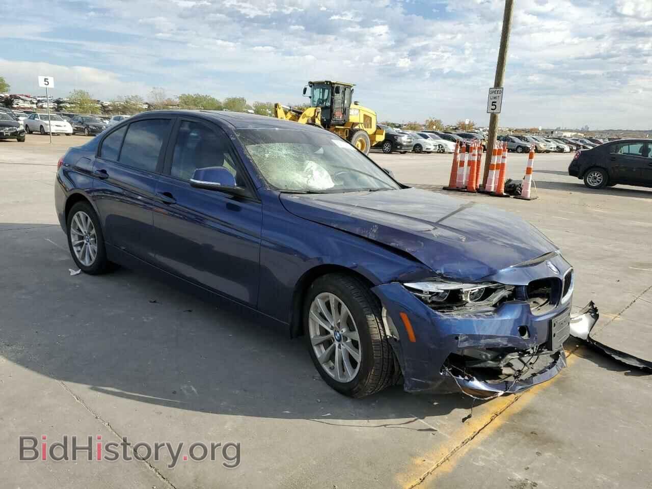 2016 BMW 3 SERIES - VIN: WBA8E1G55GNT34384 - Фото 4