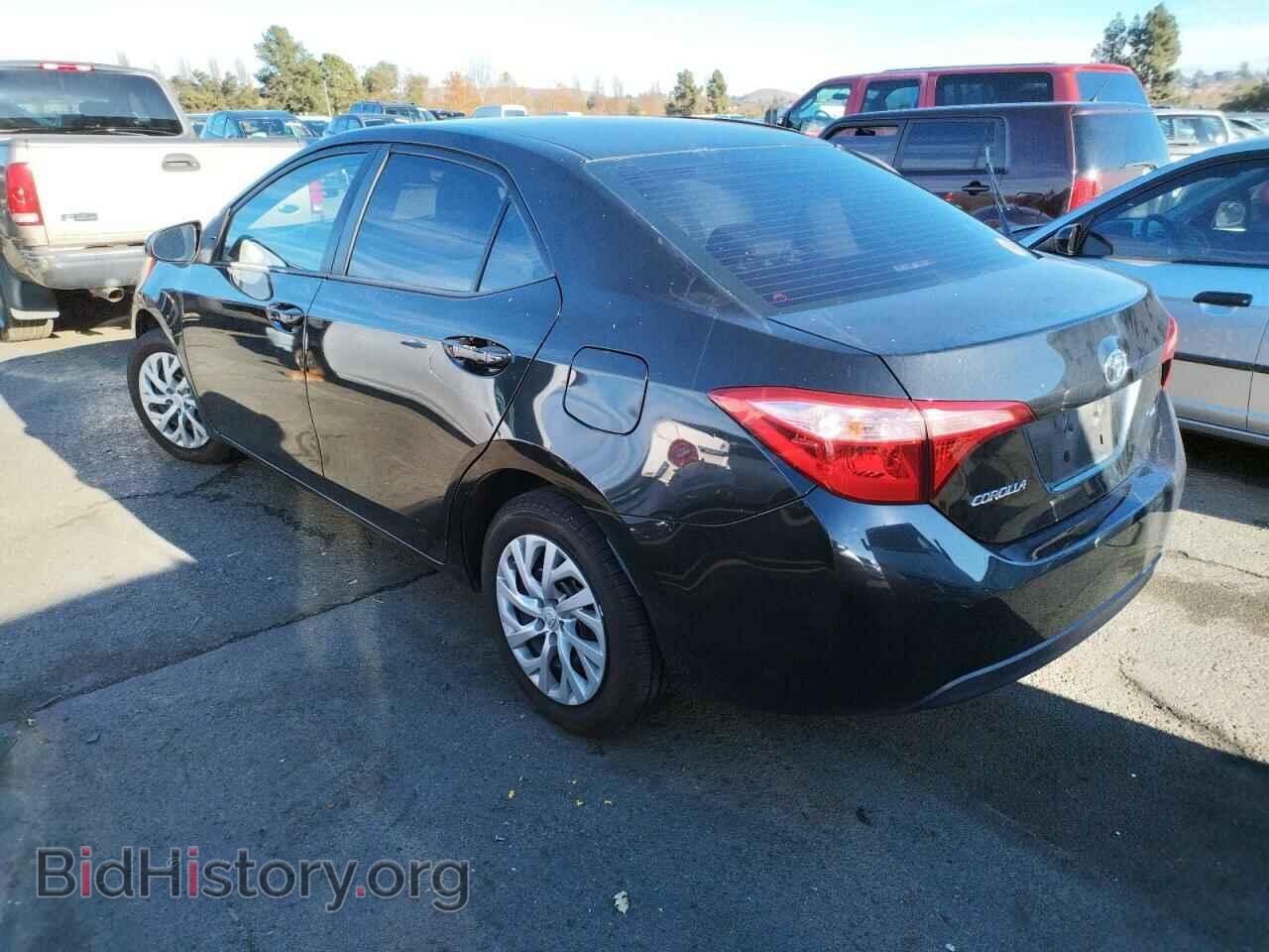 2017 TOYOTA COROLLA - VIN: 2T1BURHEXHC772475 - Фото 2