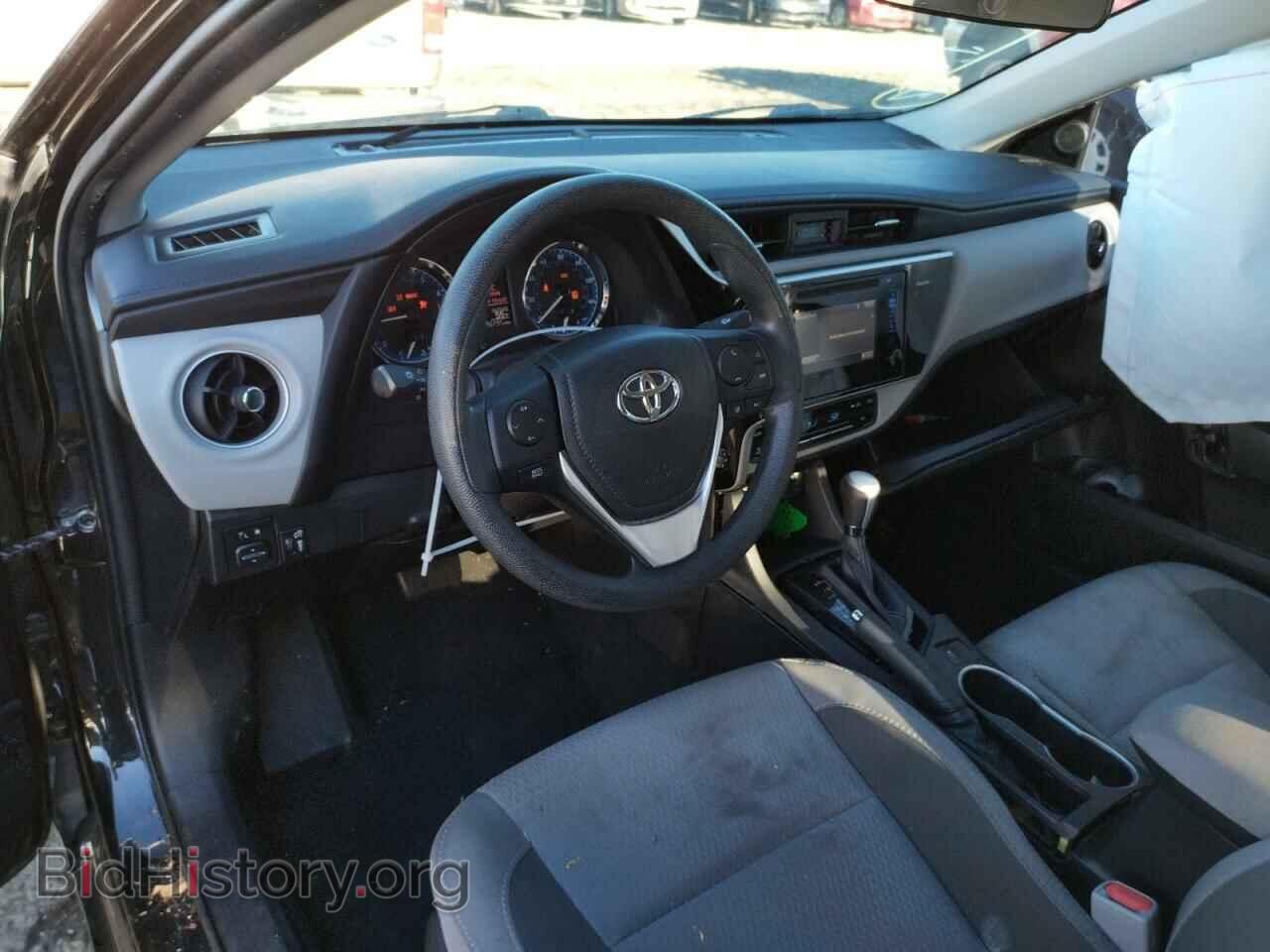 2017 TOYOTA COROLLA - VIN: 2T1BURHEXHC772475 - Фото 8