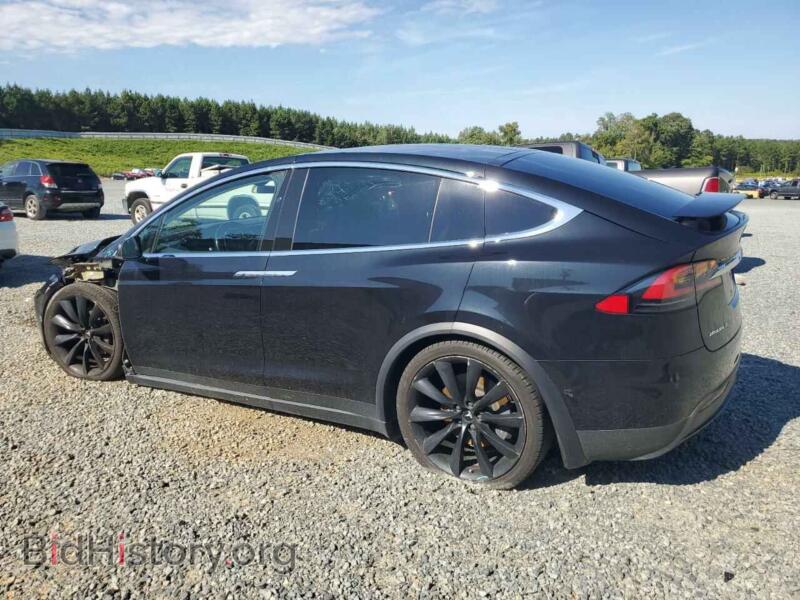 2017 Tesla MODEL X (VIN 5YJXCBE24HF076538) — photo 2 of 13