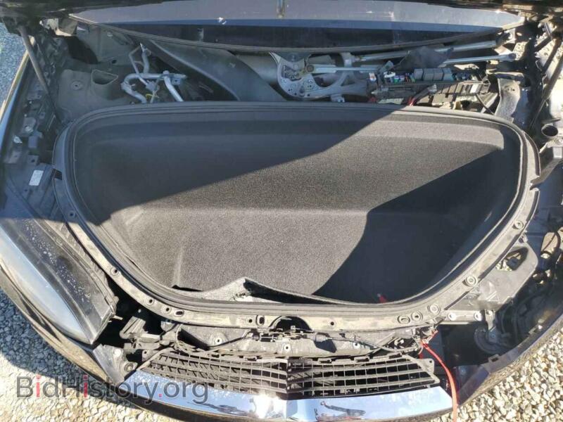 2017 Tesla MODEL X (VIN 5YJXCBE24HF076538) — photo 11 of 13