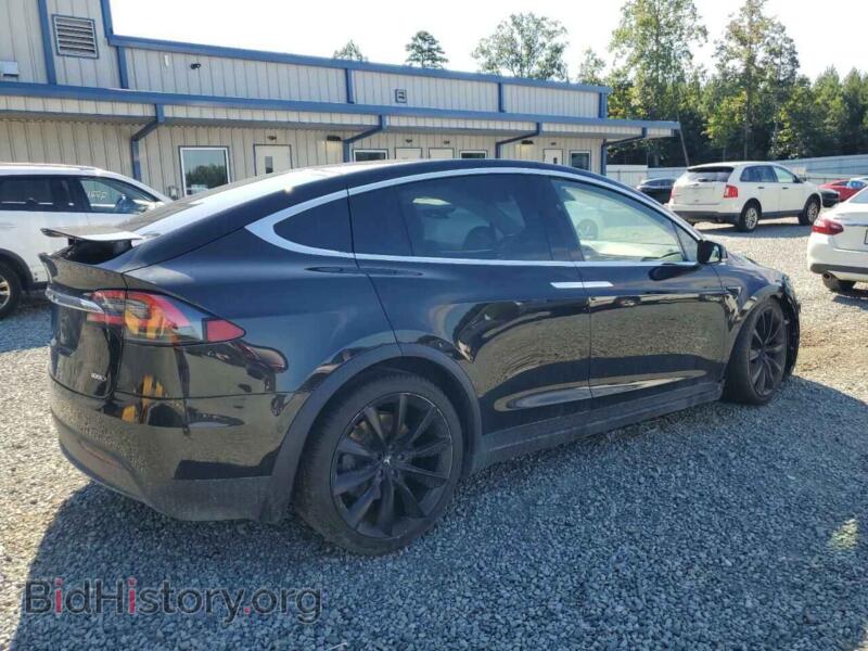 2017 Tesla MODEL X (VIN 5YJXCBE24HF076538) — photo 3 of 13