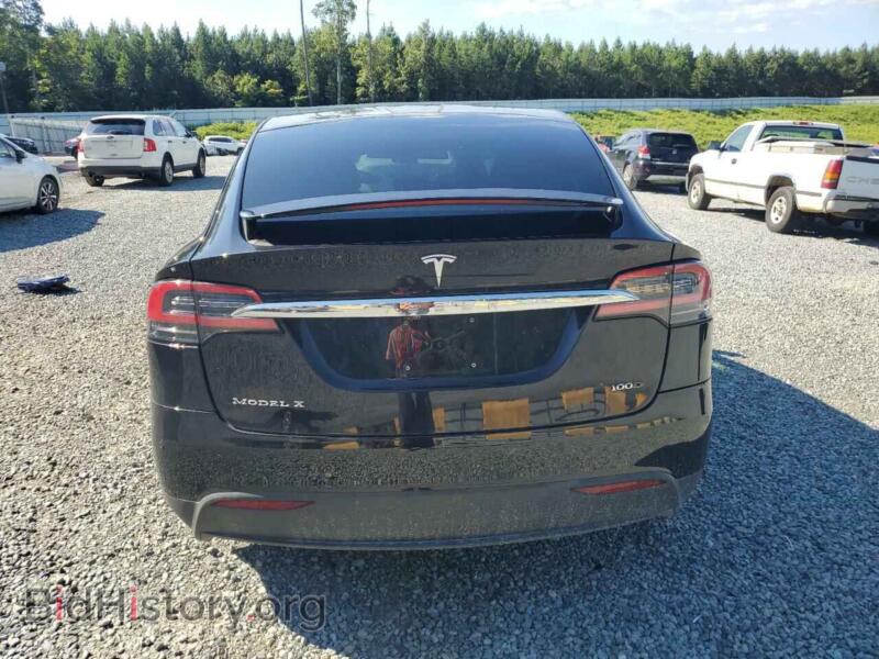 2017 Tesla MODEL X (VIN 5YJXCBE24HF076538) — photo 6 of 13