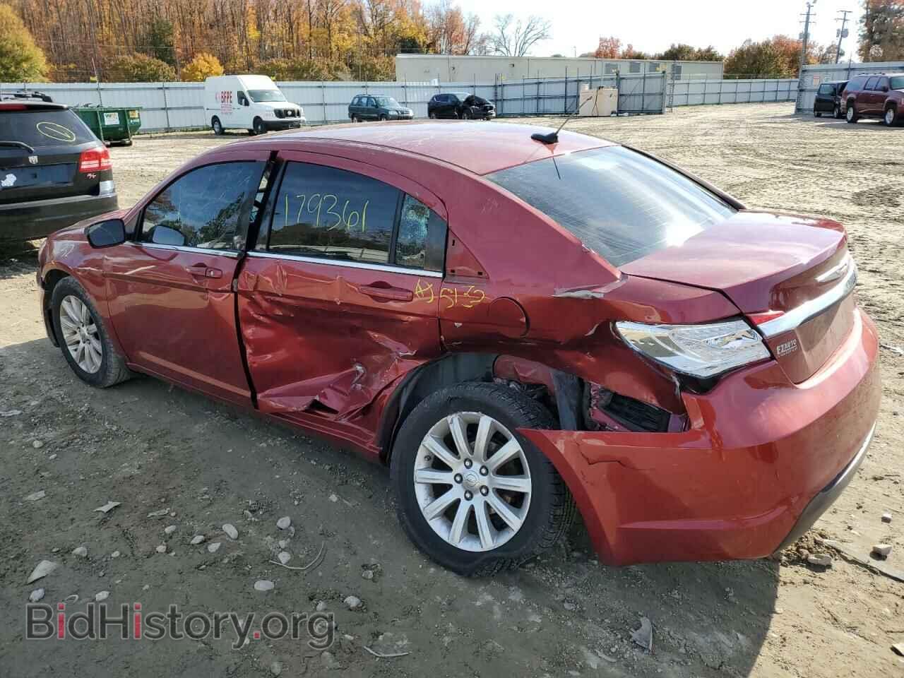 2013 CHRYSLER 200 - VIN: 1C3CCBBB3DN765831 - Фото 2