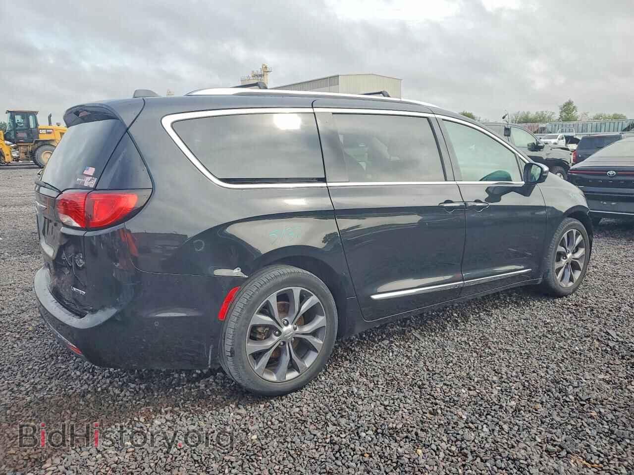 2017 CHRYSLER PACIFICA - VIN: 2C4RC1GG1HR550915 - Photo 3