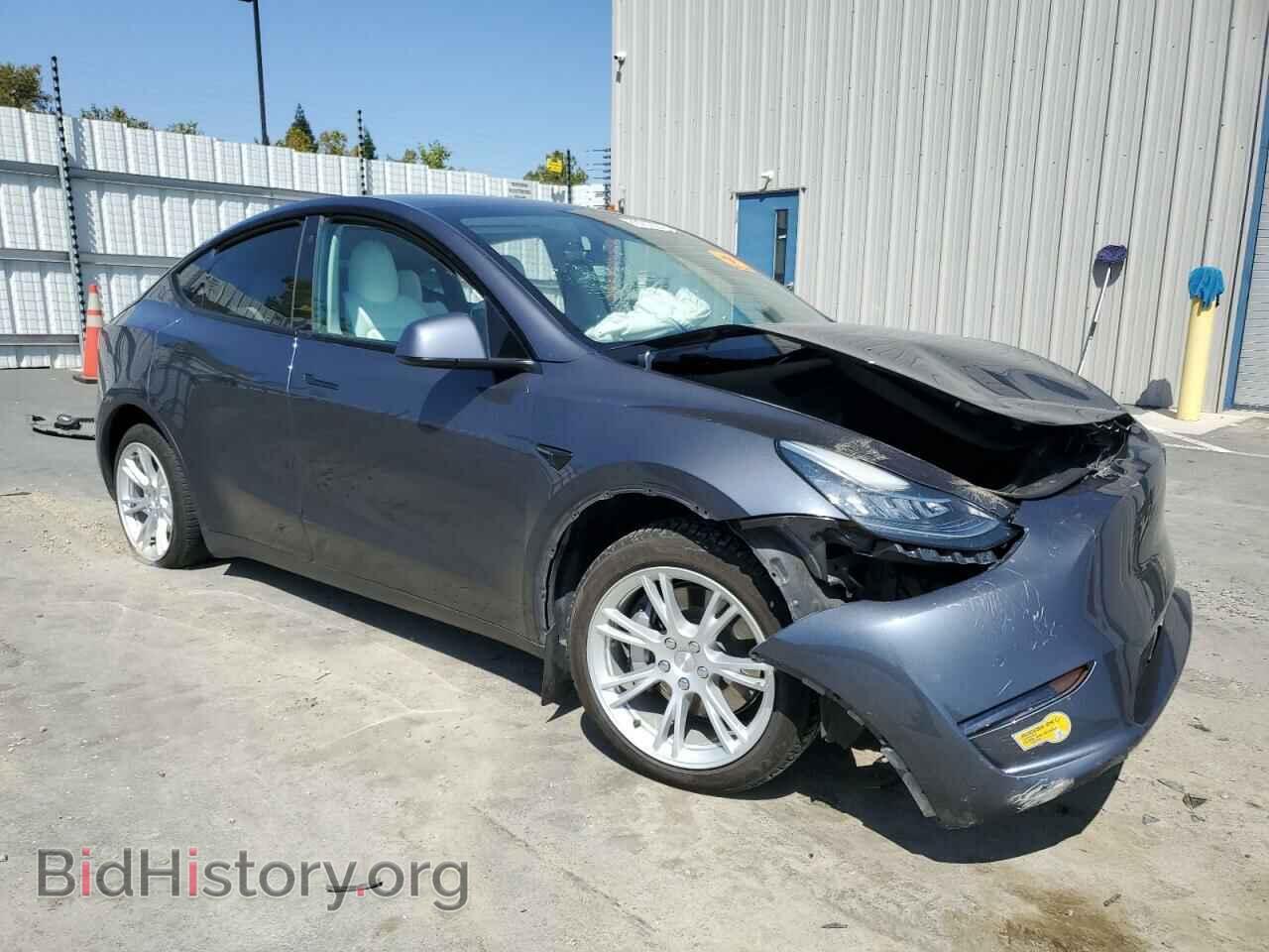 2022 TESLA MODEL Y - VIN: 7SAYGDEE8NF358985 - Фото 4