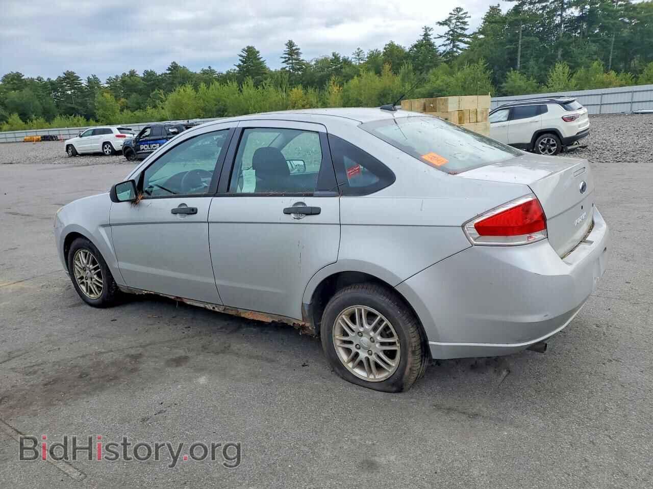 2009 FORD FOCUS - VIN: 1FAHP35N69W155012 - Фото 2
