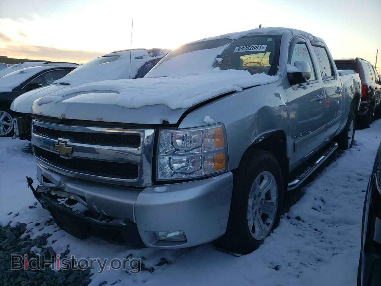2011 CHEVROLET SILVERADO - VIN: 3GCPKTE32BG383371 - Фото 2