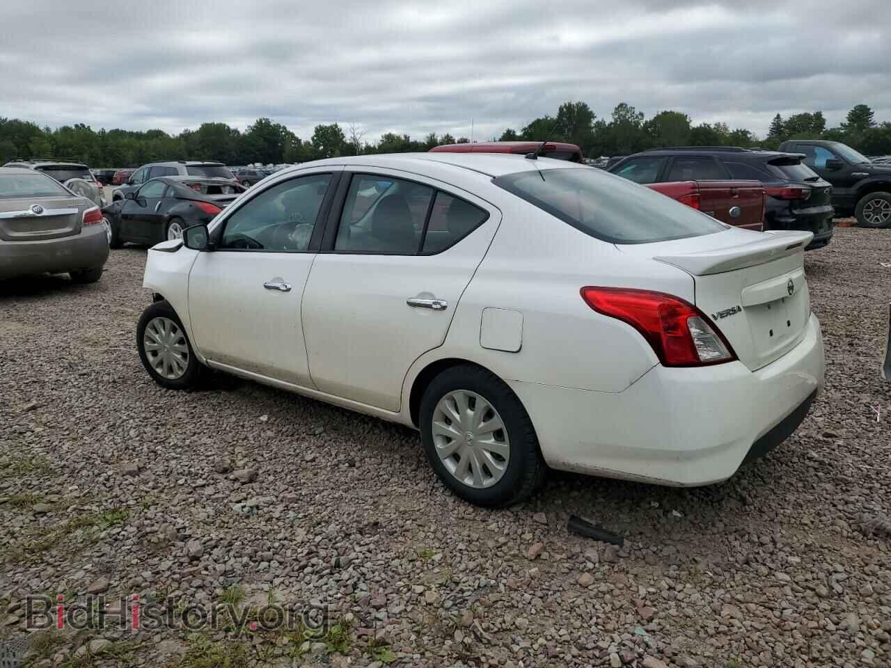 2017 NISSAN VERSA - VIN: 3N1CN7AP2HK408266 - Фото 2