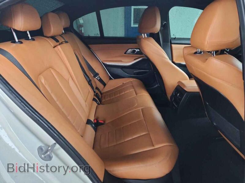 2021 BMW M3 (VIN 3MW5U7J09M8B94439) — photo 10 of 13