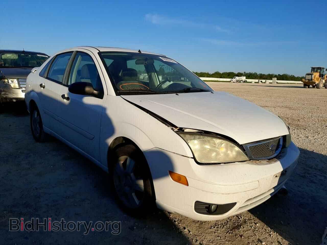 2007 FORD FOCUS - VIN: 1FAHP34N67W326601 - Фото 4