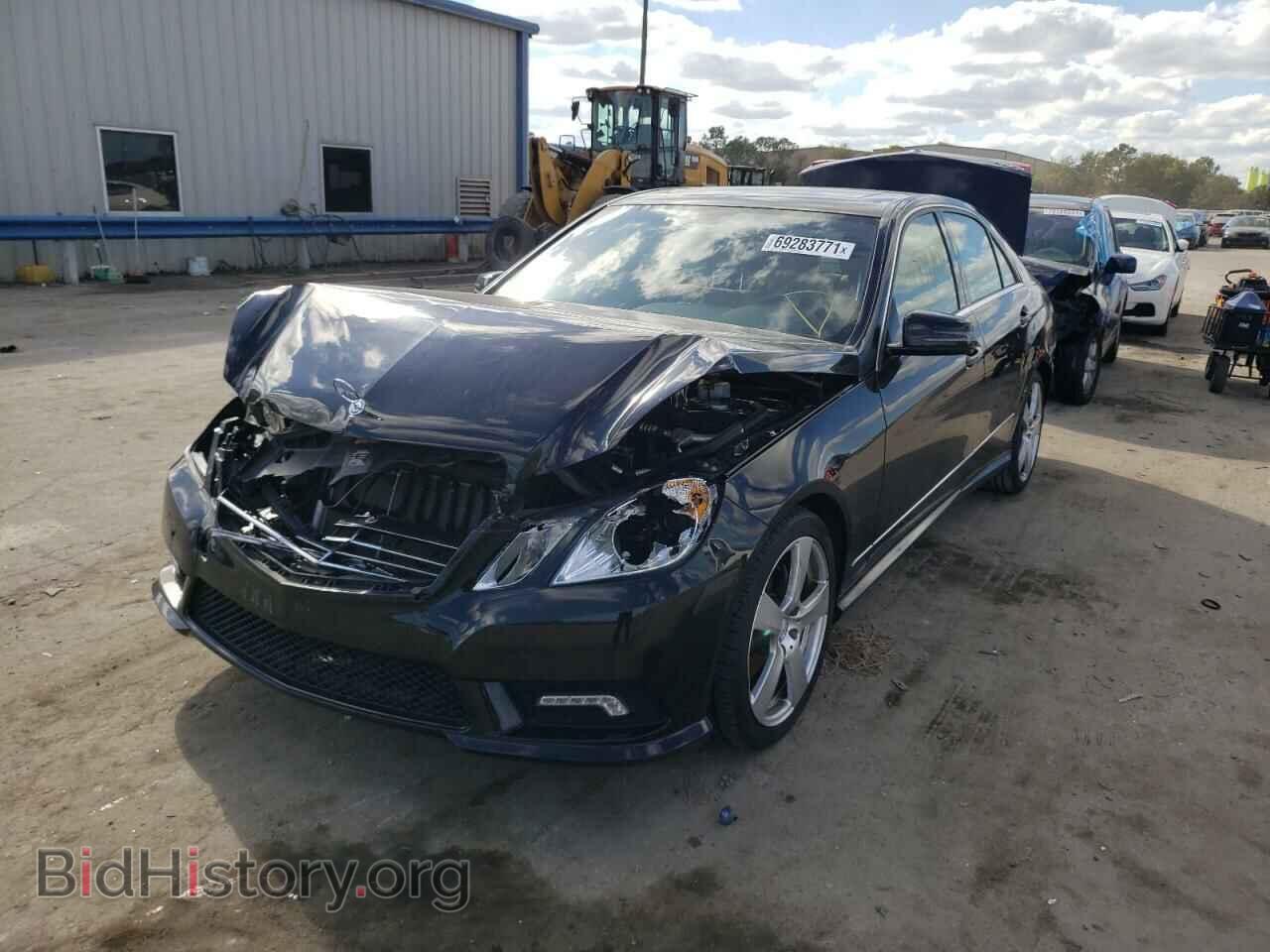 2011 MERCEDES-BENZ E-CLASS - VIN: WDDHF5GB2BA457613 - Фото 2