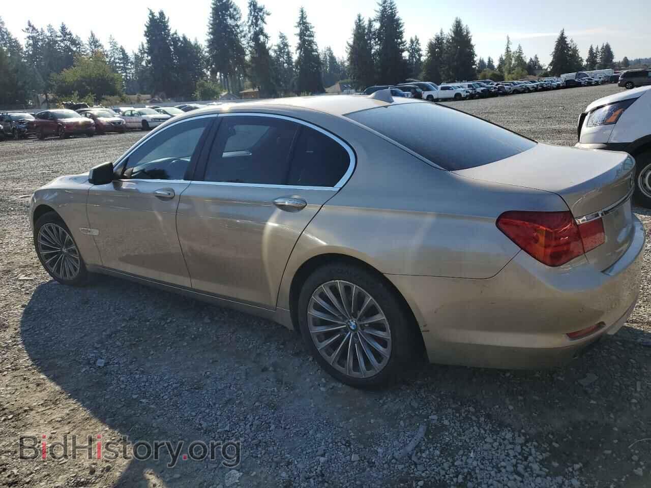 2012 BMW 7 SERIES - VIN: WBAKA4C58CDS99350 - Фото 2