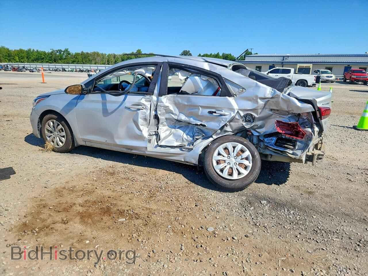 2018 HYUNDAI ACCENT - VIN: 3KPC24A34JE020235 - Photo 2
