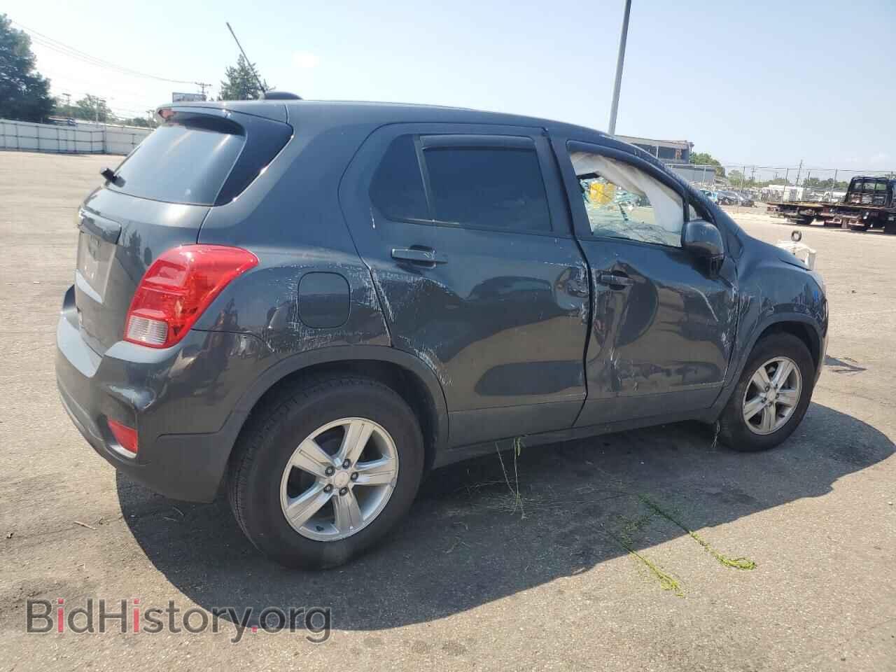 2019 CHEVROLET TRAX - VIN: 3GNCJKSB2KL190076 - Фото 3