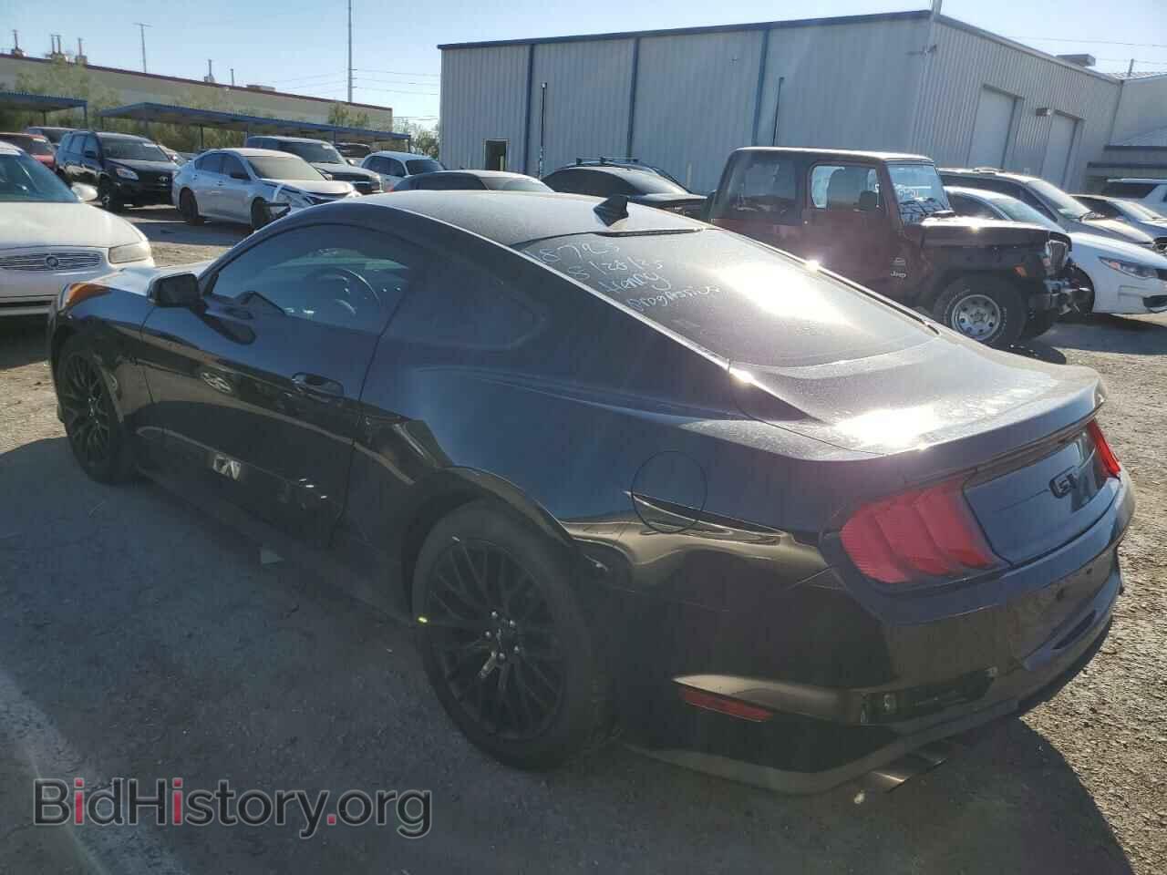 2021 FORD MUSTANG - VIN: 1FA6P8CF5M5134666 - Фото 2