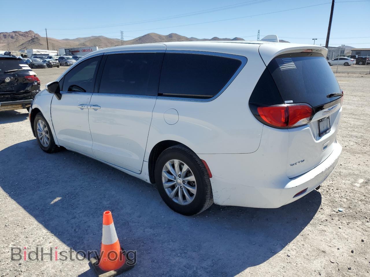 2017 CHRYSLER PACIFICA - VIN: 2C4RC1DG6HR675817 - Фото 2