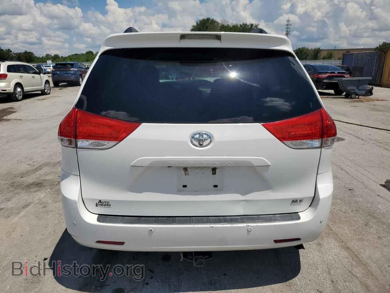 2014 TOYOTA All Models - VIN: 5TDYK3DC6ES444572 - Фото 6