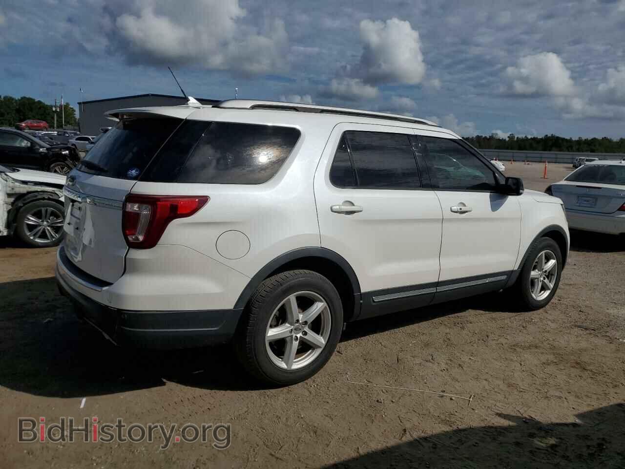 2018 FORD EXPLORER - VIN: 1FM5K7D85JGB62672 - Фото 3
