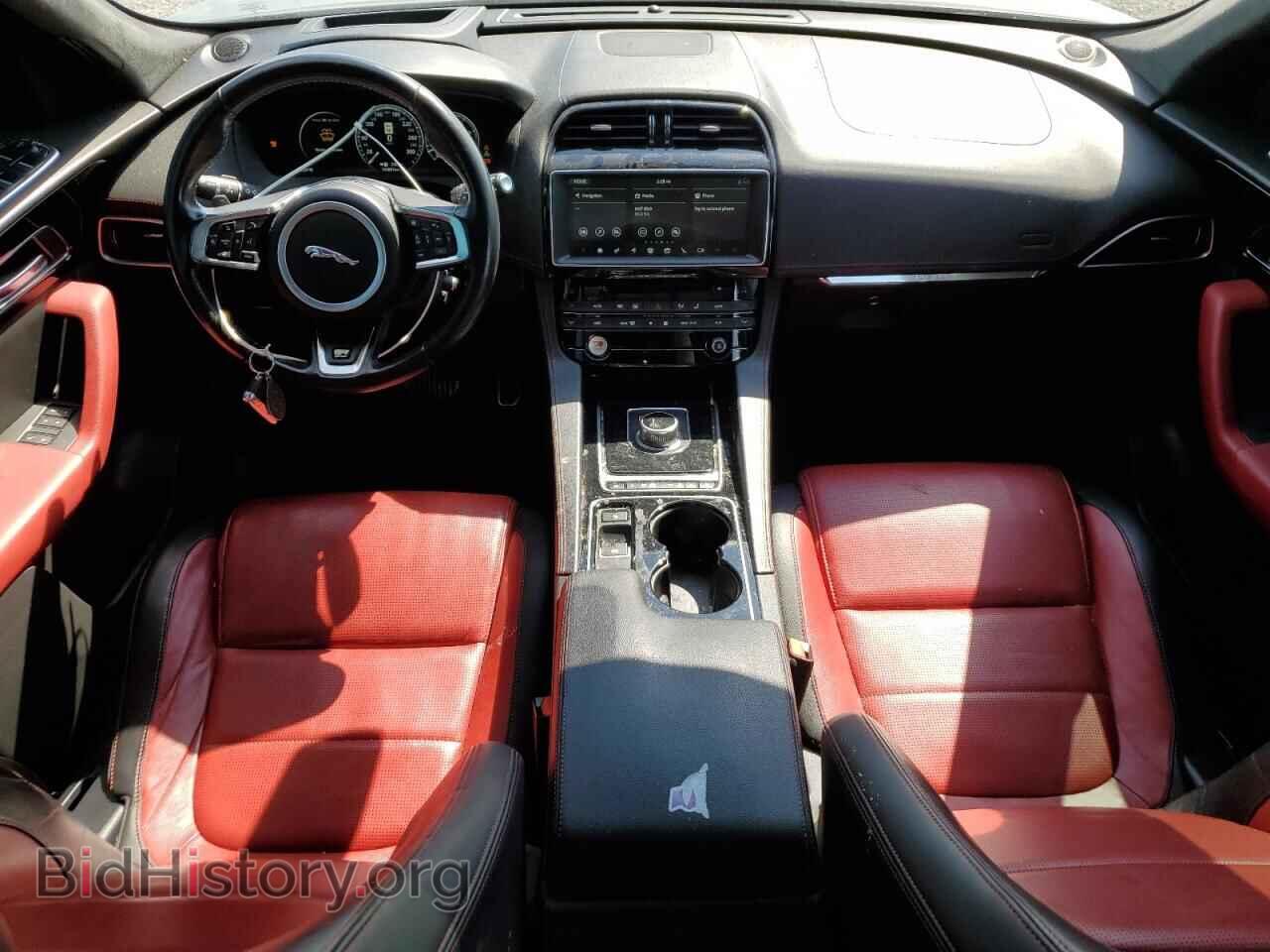 2017 JAGUAR F-PACE - VIN: SADCL2BV9HA061673 - Фото 8