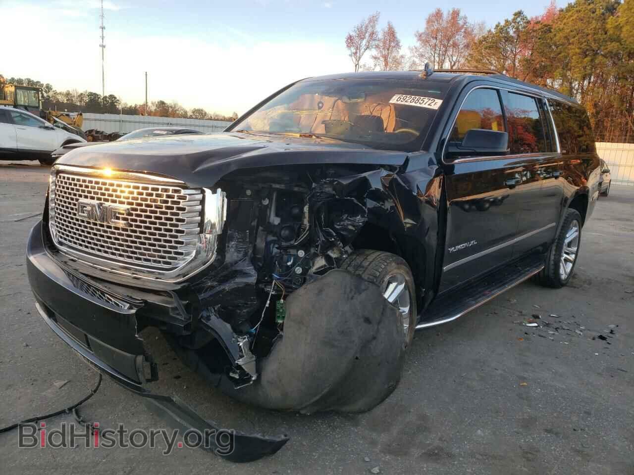 Photo 1GKS2GKC8HR270088 - GMC YUKON 2017