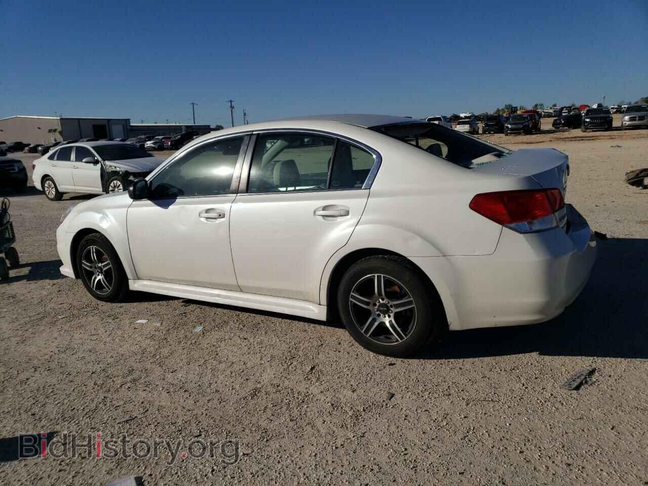 2013 SUBARU LEGACY - VIN: 4S3BMBA67D3015580 - Фото 2