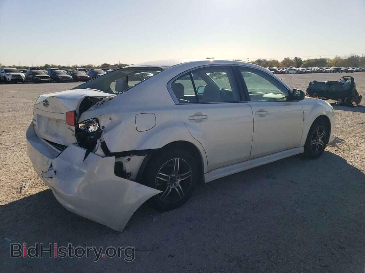 2013 SUBARU LEGACY - VIN: 4S3BMBA67D3015580 - Фото 3