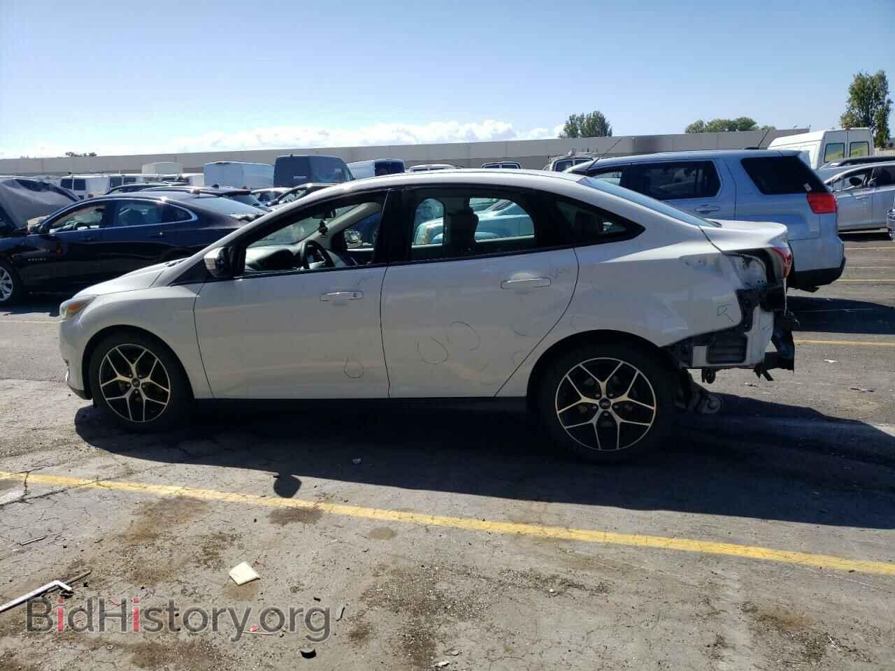 2017 FORD FOCUS - VIN: 1FADP3H2XHL206513 - Фото 2