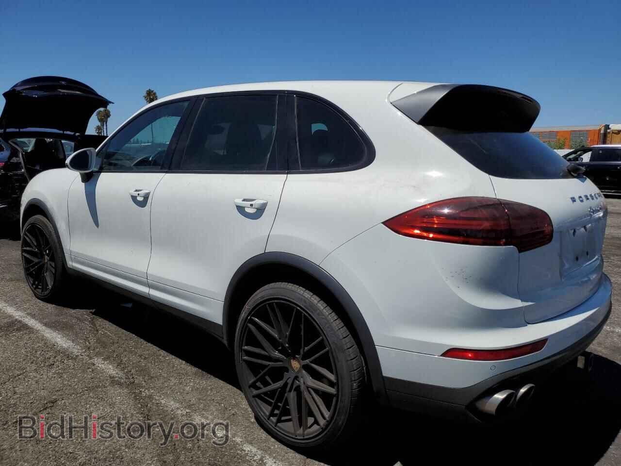 2016 PORSCHE CAYENNE - VIN: WP1AB2A24GLA96765 - Фото 2