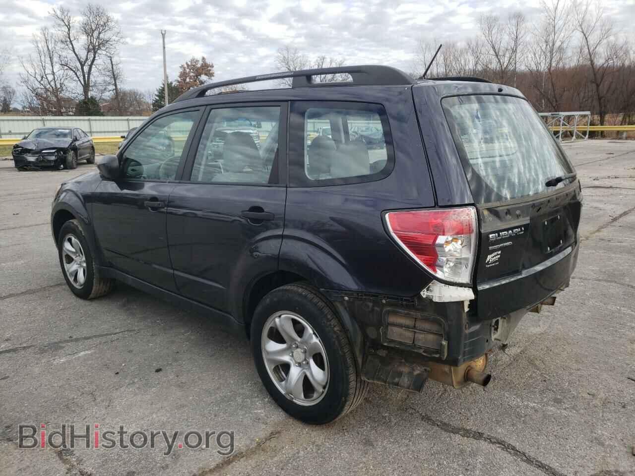 2011 SUBARU FORESTER - VIN: JF2SHBBC8BH777164 - Фото 2