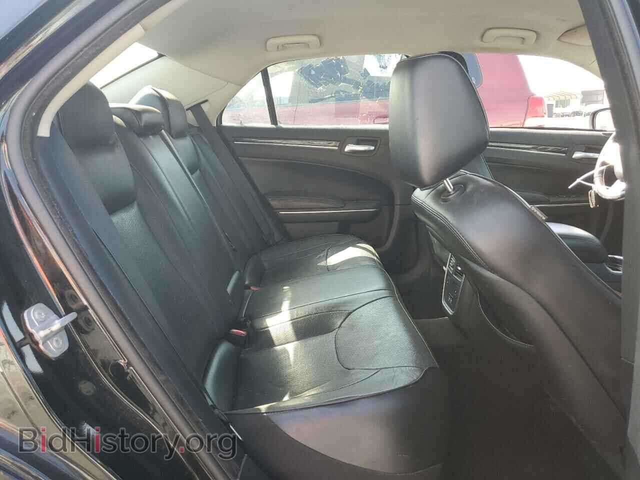 2018 CHRYSLER 300 - VIN: 2C3CCAKG2JH165389 - Фото 10