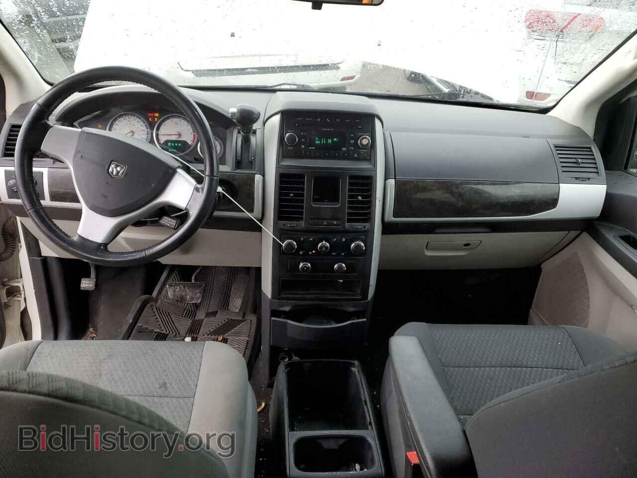 2010 DODGE CARAVAN - VIN: 2D4RN5D14AR131449 - Фото 8