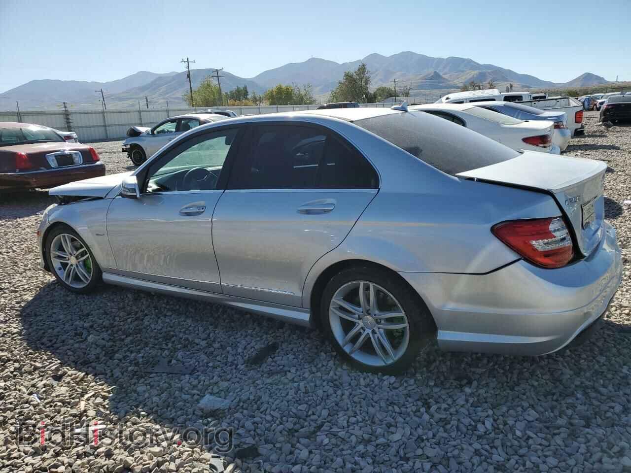 2012 MERCEDES-BENZ C-CLASS - VIN: WDDGF4HB0CR195887 - Фото 2
