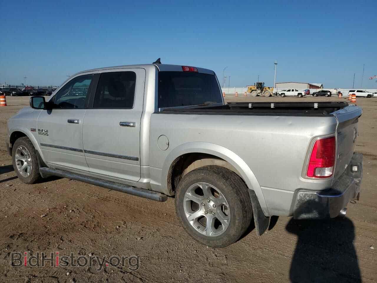 2016 RAM 1500 - VIN: 1C6RR7NT7GS251774 - Фото 2