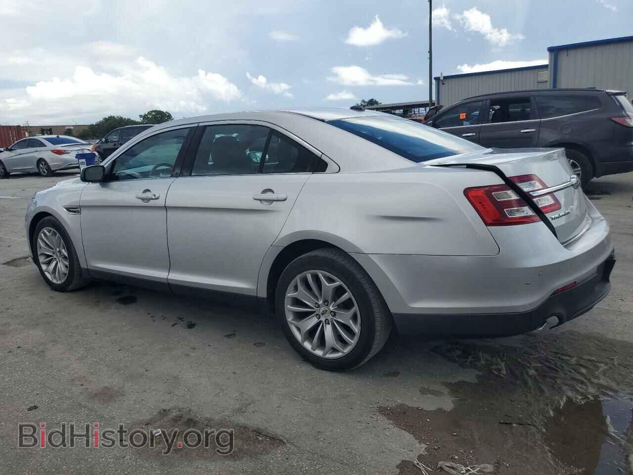 2017 FORD TAURUS - VIN: 1FAHP2F82HG104411 - Фото 2