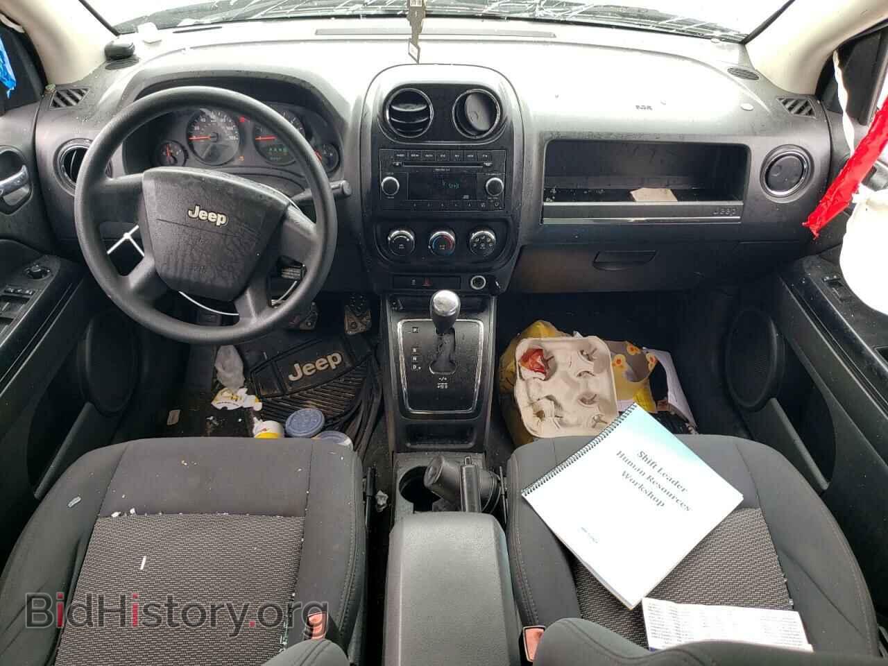 2010 JEEP COMPASS - VIN: 1J4NT4FBXAD578768 - Фото 8