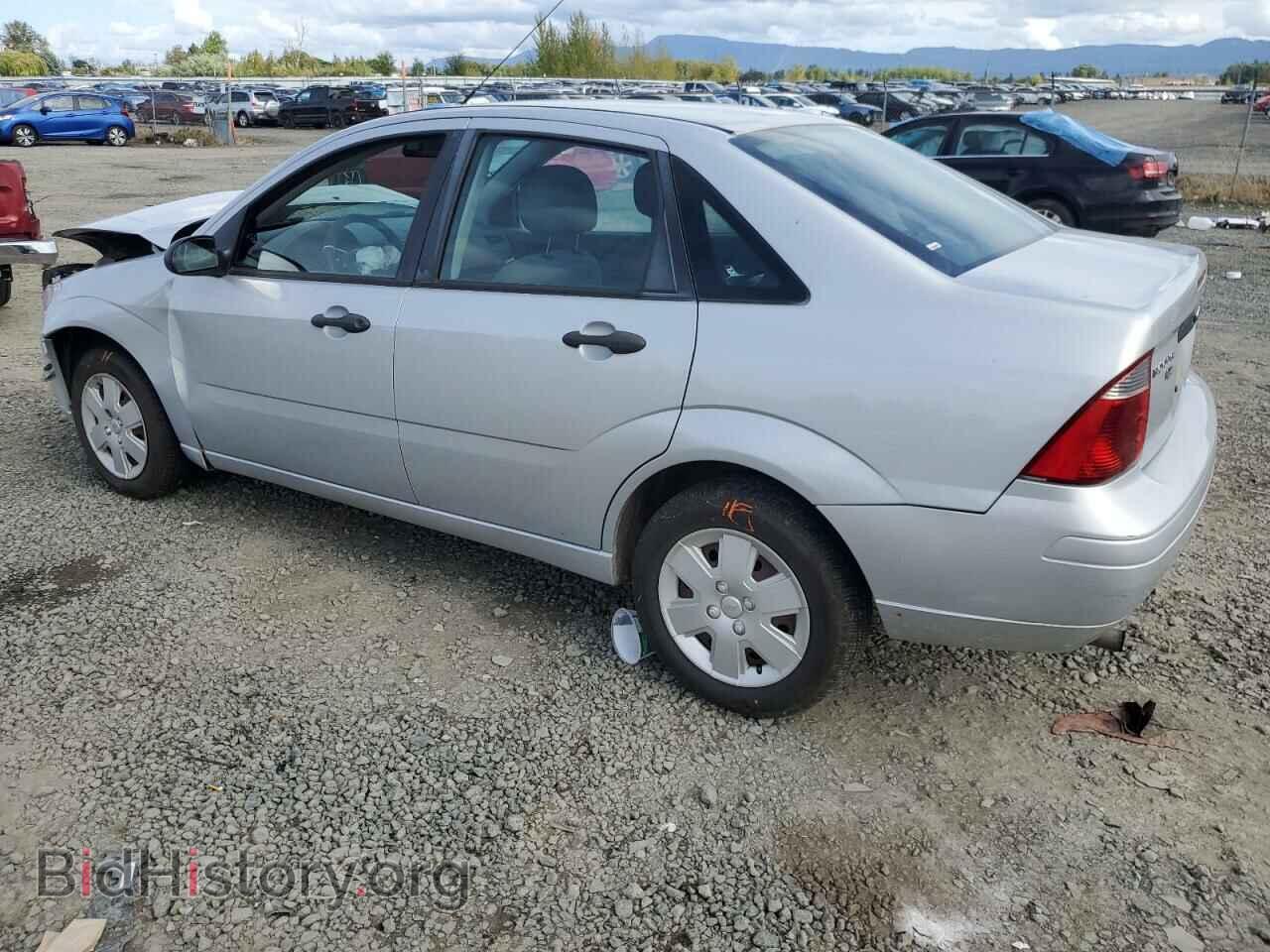 2007 FORD FOCUS - VIN: 1FAHP34N77W139366 - Фото 2